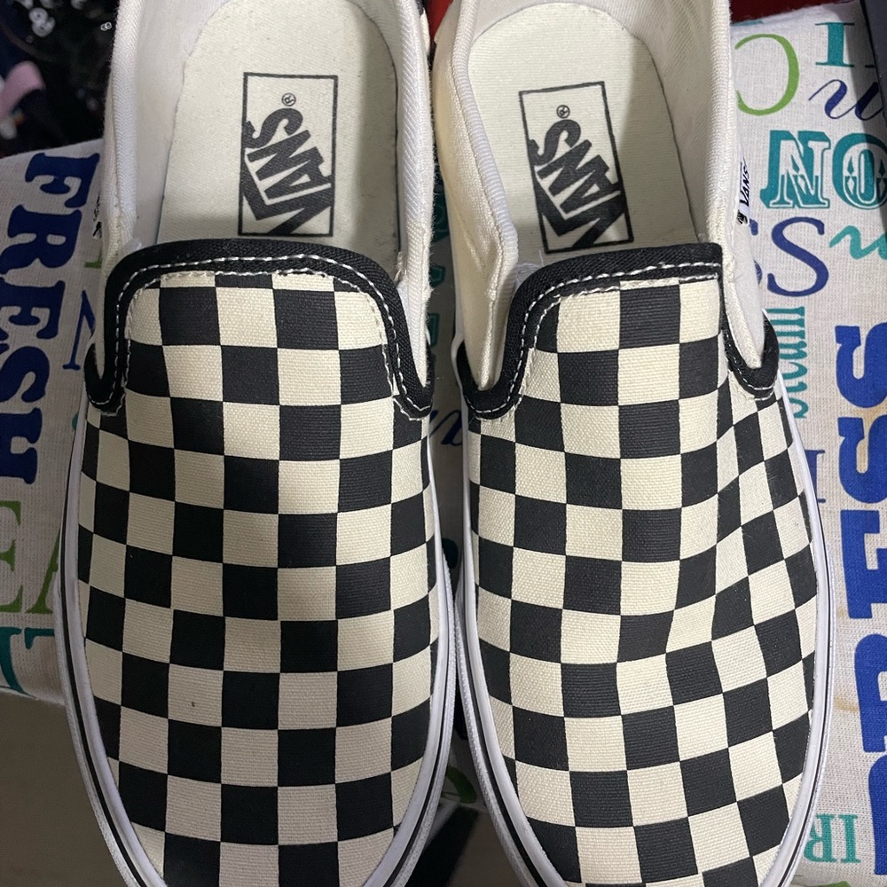 Shoes - Picture 2 of 2
